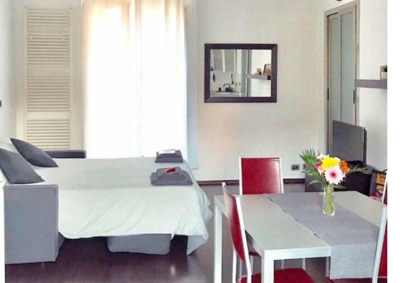 Cozy Studio Apartment - Borgo Campidoglio Turin Exteriör bild