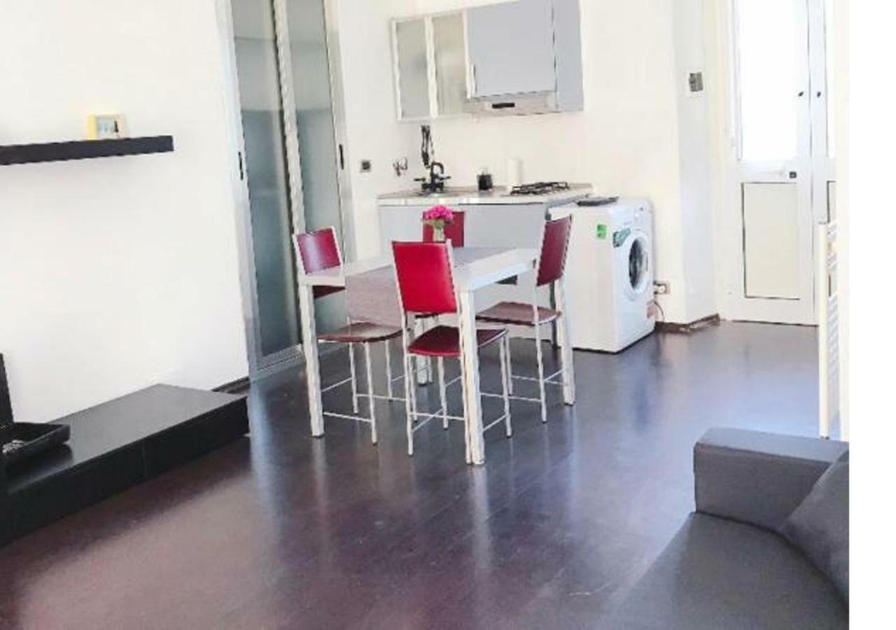Cozy Studio Apartment - Borgo Campidoglio Turin Exteriör bild